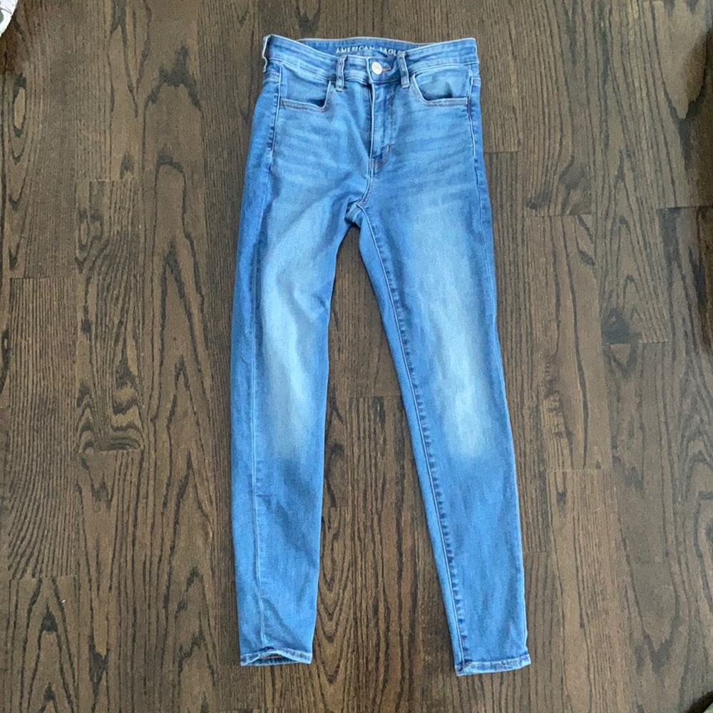 Blue skinny jeans